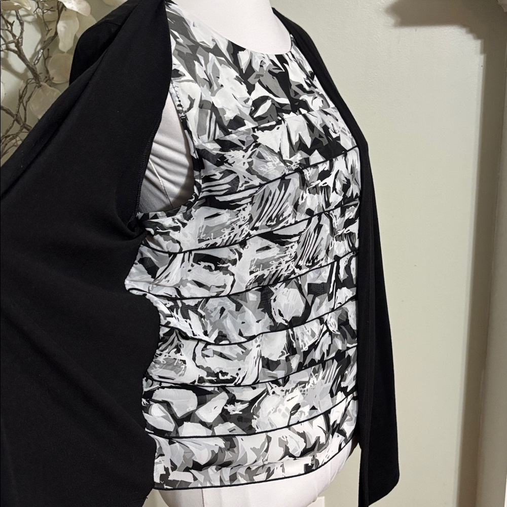Alfred Dunner Black and White Cardigan Sweater Top - Picture 3 of 6